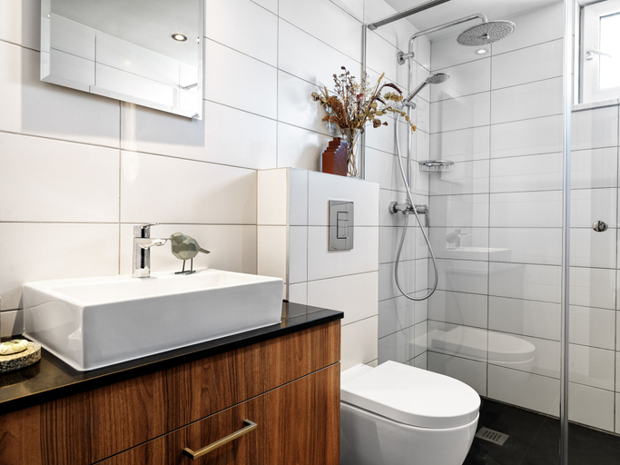 Bathroom 5, LIV Urban Suites, Larnaca