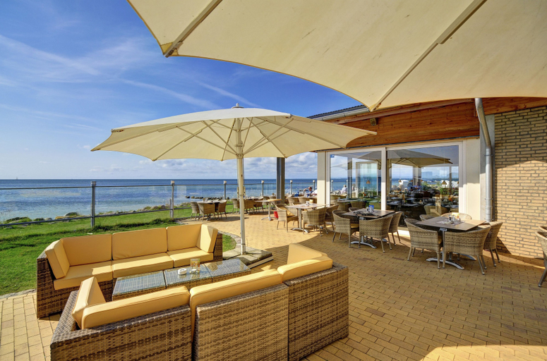 Outdoor dining 5, Ferienwohnungen Wulfener Hals, Ostholstein