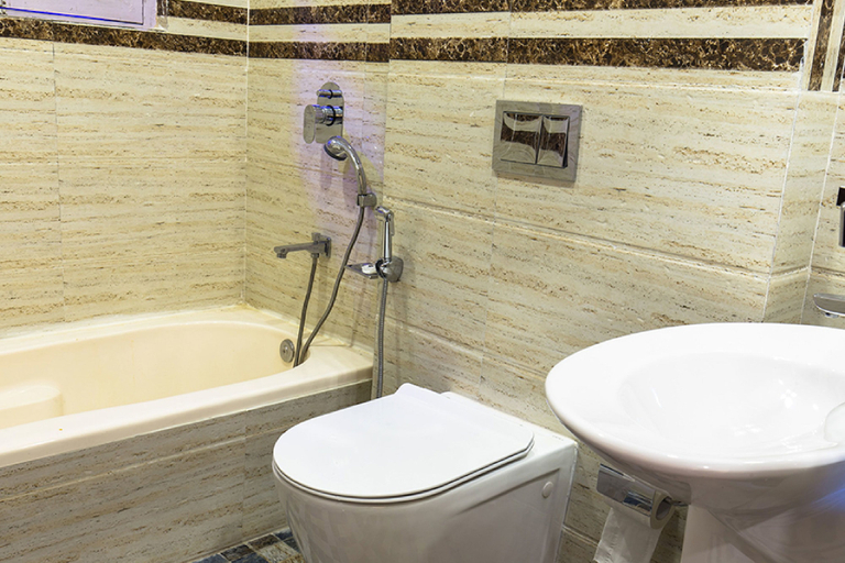 Bathroom, Midpoint Inn Resort, Lumbini