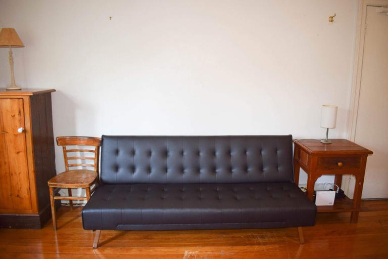 Others 5, Incredible Location One Bedroom Apartment, Sydney