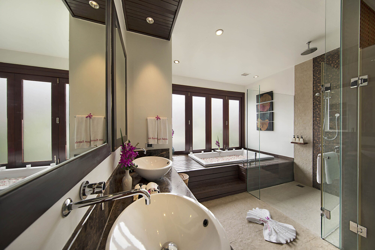 Bathroom 4, Baan Samlarn, Ko Samui