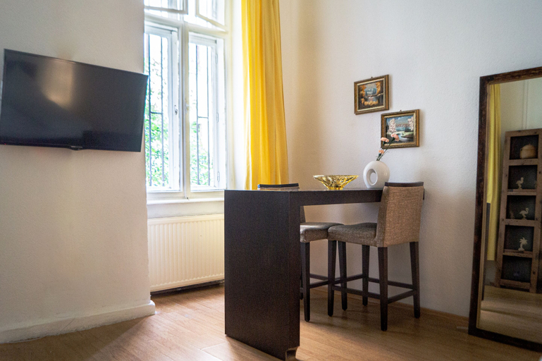 Others 5, Vibrant Apartment Near Downtown, Wien