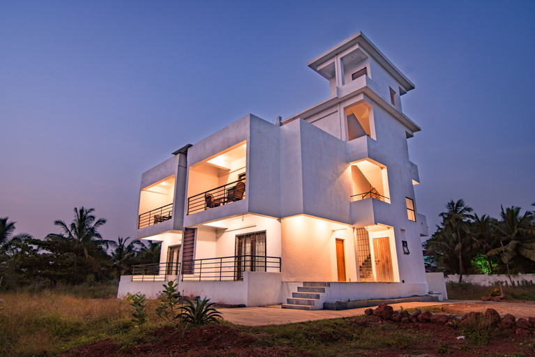 Exterior & Views, Oran Beach Rooms, North Goa