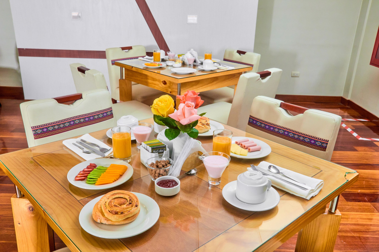 Food & Drinks, samkauta hotel suite, San Román