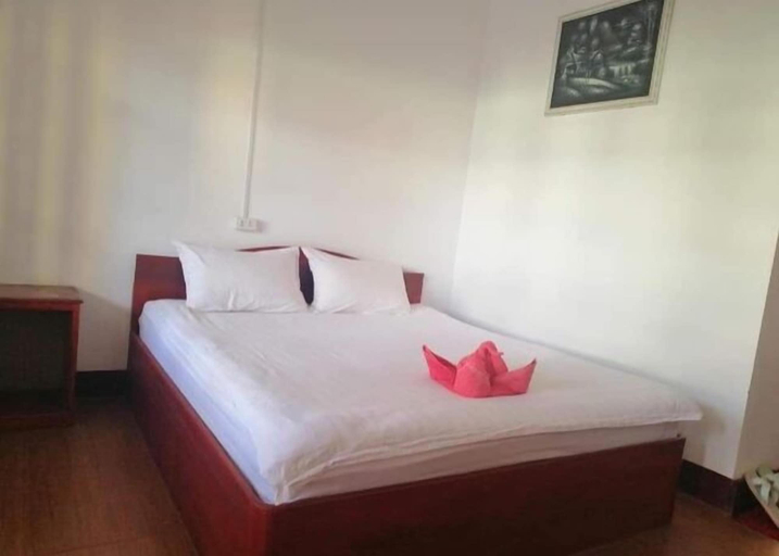 Bedroom 5, Jennida 2, Pek
