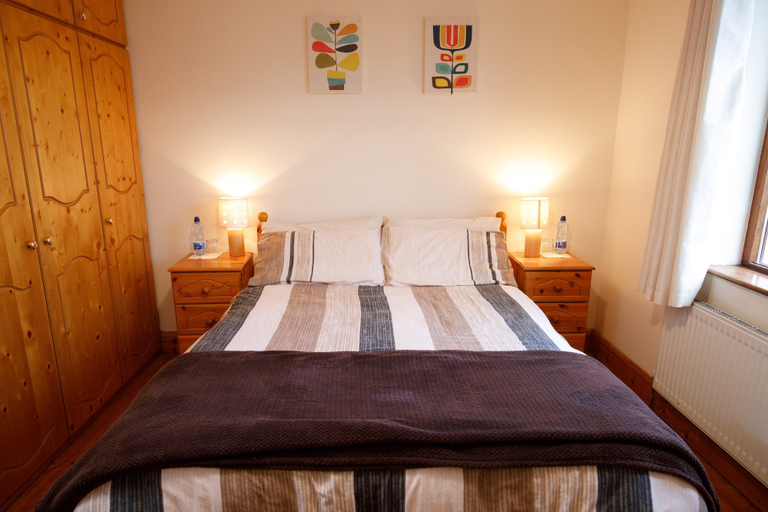 Bedroom 3, Old Fort Lodge