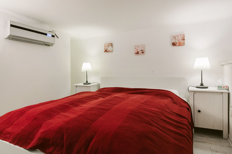 Bedroom 3, Lazar 18 Apartment, Budapesti