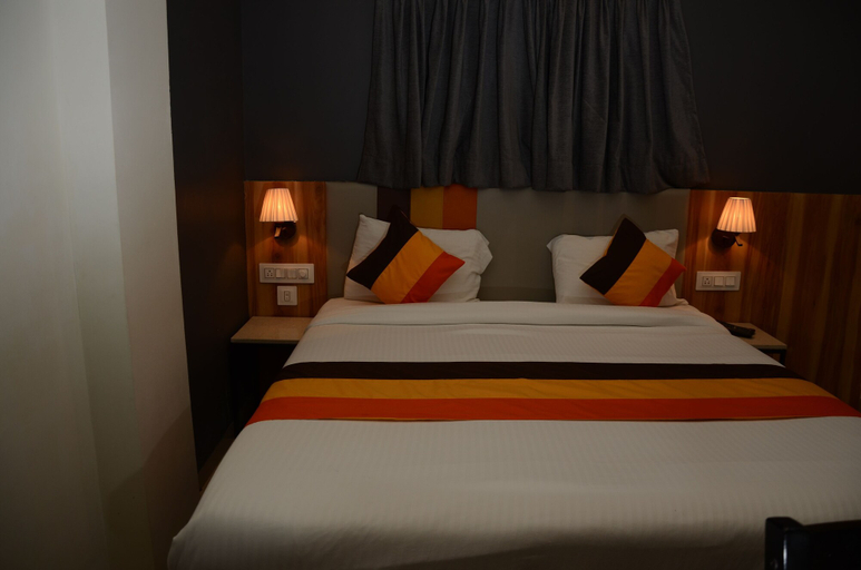 Others 5, Elita Rooms, Nagpur