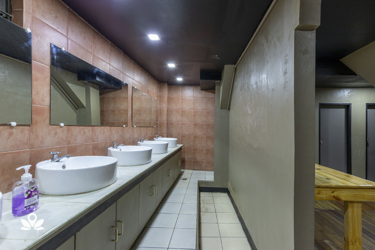 Bathroom 5, 3BU Hostel Baguio, Baguio City