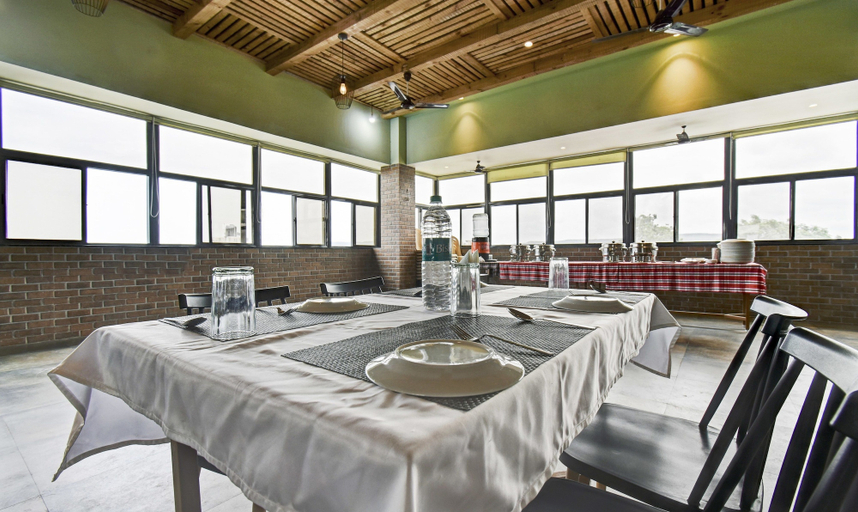 Food & Drinks 3, Treebo Admiral Suites New Usmanpura, Aurangabad
