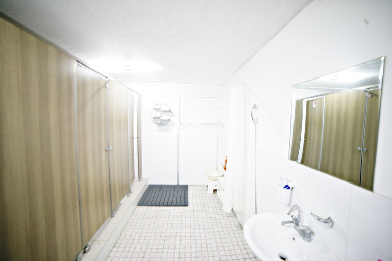 Bathroom 3, Namdang Port Ocean Fantasy Hotel, Hongseong