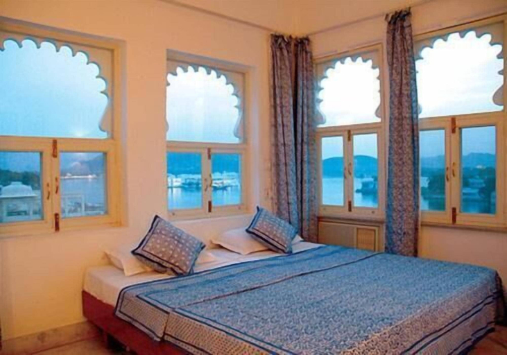 Bedroom 4, Jaiwana Haveli, Udaipur