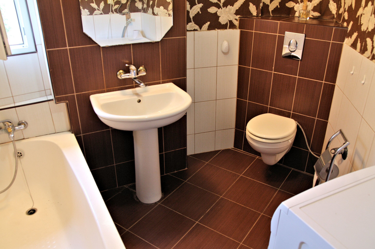 Bathroom, Lover's nest next to the beach, Varna