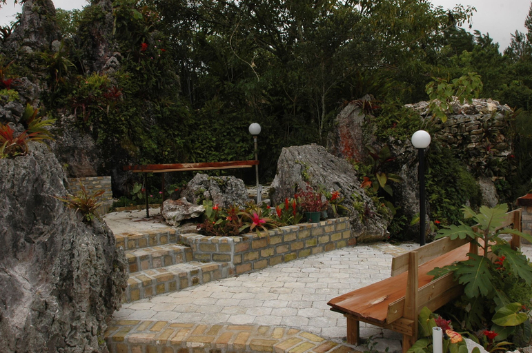 Others 5, Ranch Le Montcel, Port-au-Prince