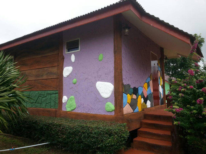 Exterior 16