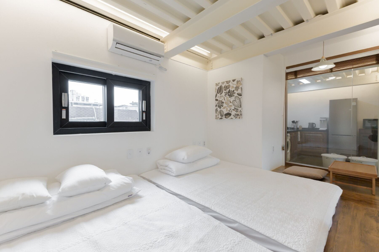 Bedroom 4, Sio L-Suite, Mapo