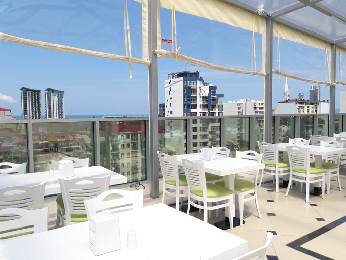 Food & Drinks 5, Hotel Green Glass, Batumi