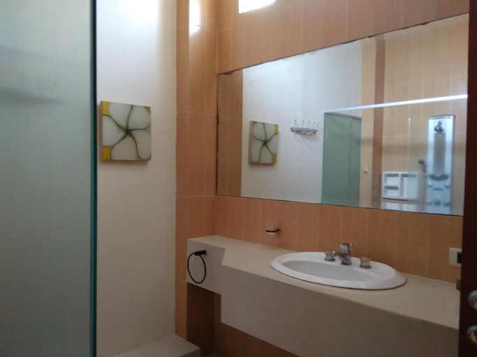 Bathroom 3