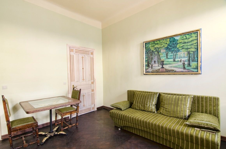 Others 5, 1 Bedroom Apartment Valova 21a, L'vivs'ka