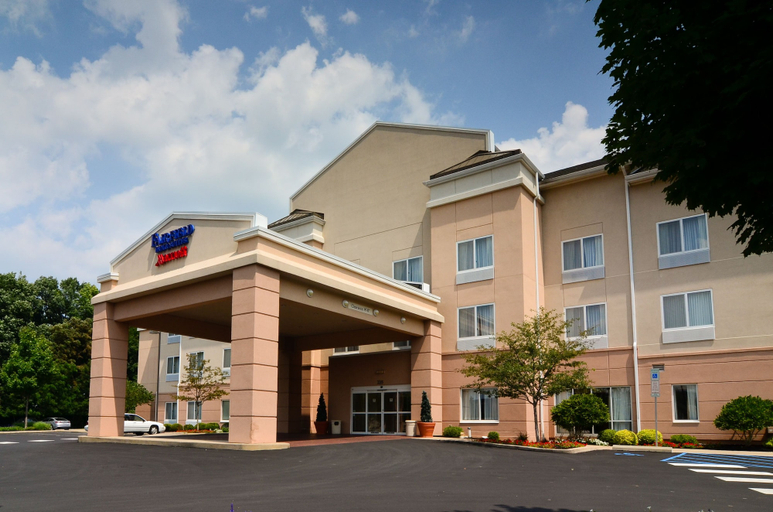 Exterior & Views 2, Fairfield Inn & Suites by Marriott State College, Centre