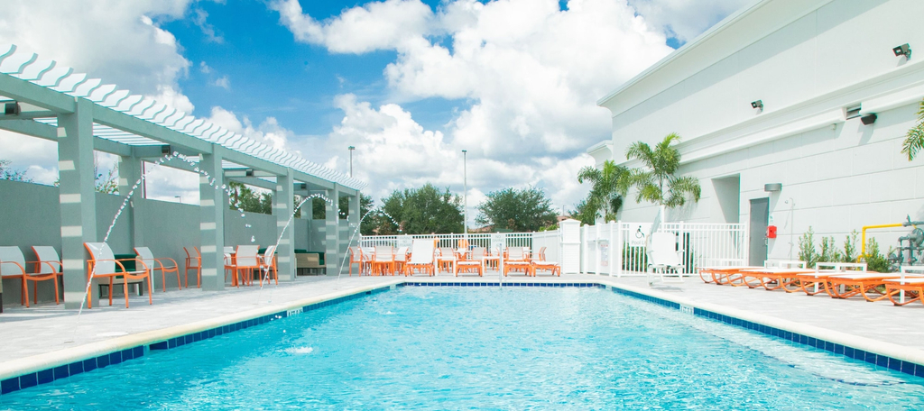 Sport & Beauty 2, Holiday Inn & Suites ORLANDO I-DRIVE - THEME PARKS by IHG, Orange