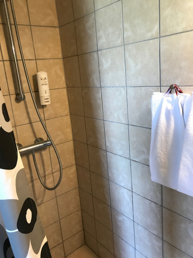 Bathroom 3, Motel Hadsten, Favrskov