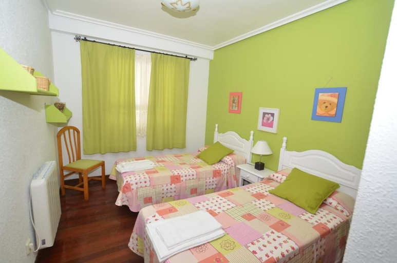 Bedroom 3, Apartment in Isla, Cantabria 102809 by MO Rentals, Cantabria