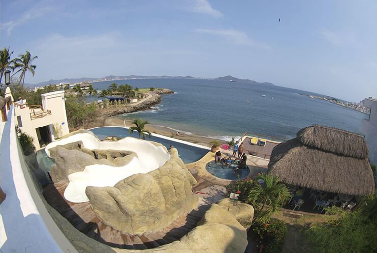 Others 3, Villas del Palmar - Condo 704, Manzanillo