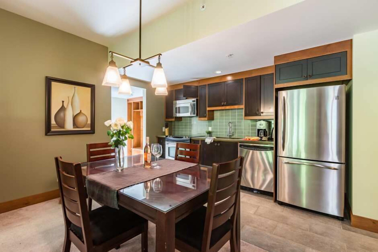 Others 4, iHost Tremblant 1510 Etoile Du Matin, Les Laurentides