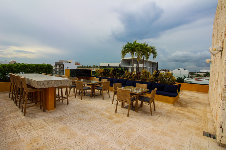Food & Drinks 5, Lunada 103, Cozumel