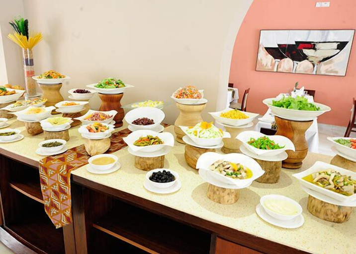 Food & Drinks 5, Golden Bean Hotel, Kumasi