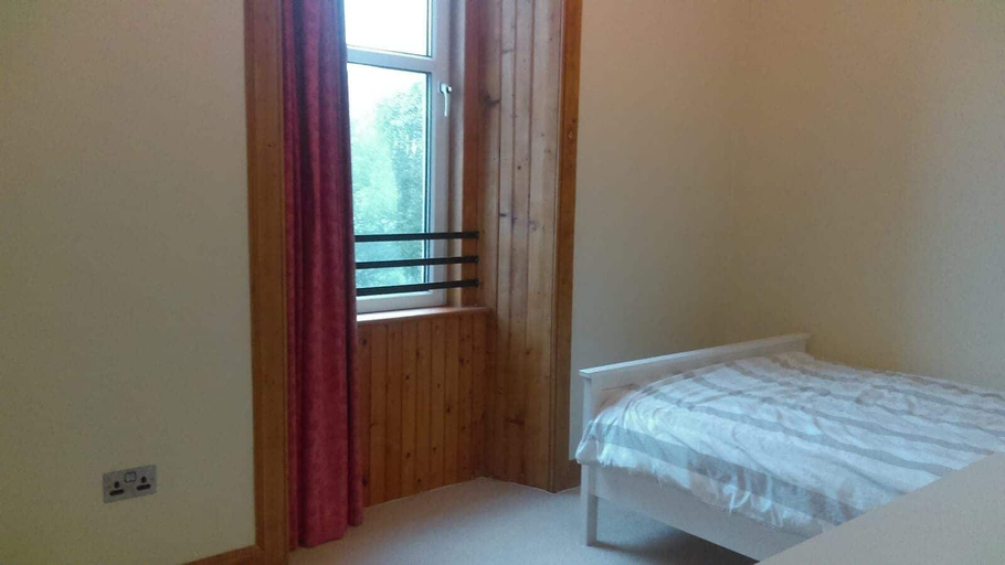 Bedroom 3, Central 3 double bed apartment, Edinburgh