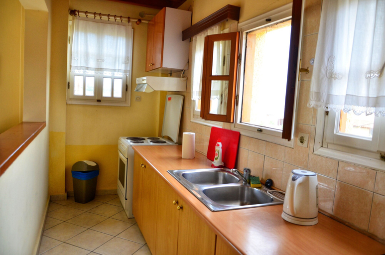 Bathroom 5, Vagia Beach Apartments, Attica