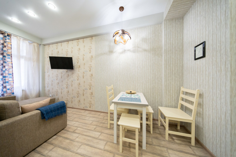 Others 5, More Apartments na Plotinnoy 2 - 1, Sochi gorsovet