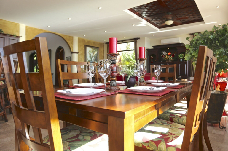Food & Drinks 5, Casa Hauer, Carrillo