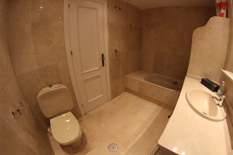 Bathroom 4, Hacienda Beach, Málaga