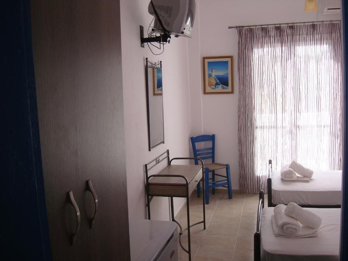 Bedroom 2, Marousi Rooms, South Aegean