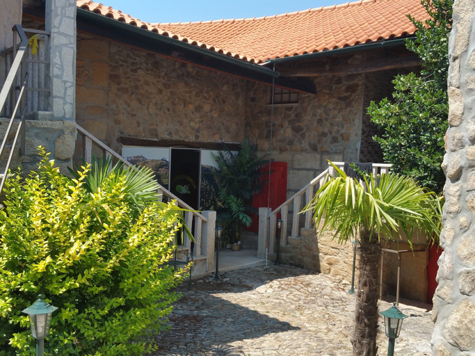 Exterior & Views 2, Gojim Casa Rural, Armamar