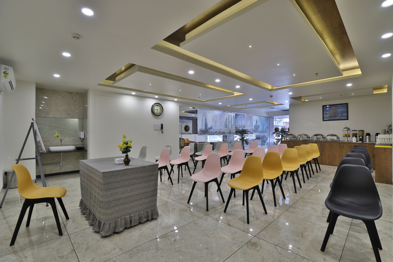 Food & Drinks 5, Hotel Orbit, Vadodara