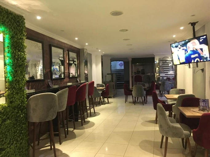 Food & Drinks 5, Falcon pyramids inn, Al-Ahram