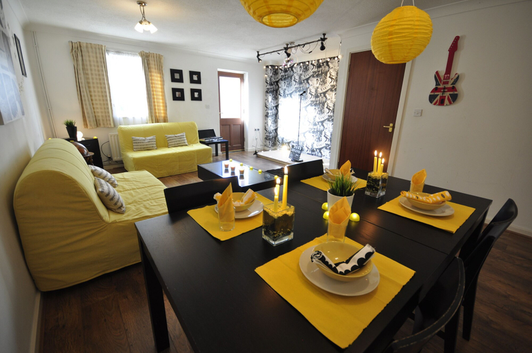 Others 5, Durward Guest Apartment, London