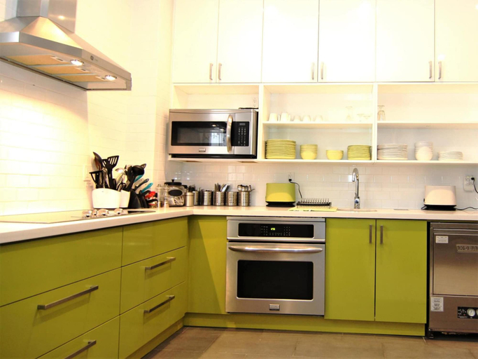 Others 5, The Clarence Park - Hostel, Toronto
