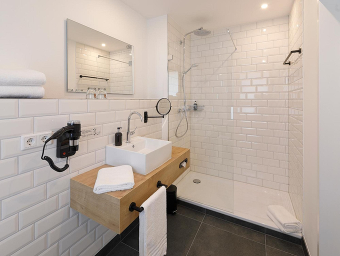 Bathroom 5, Coffee Fellows Hotel Dortmund, Dortmund