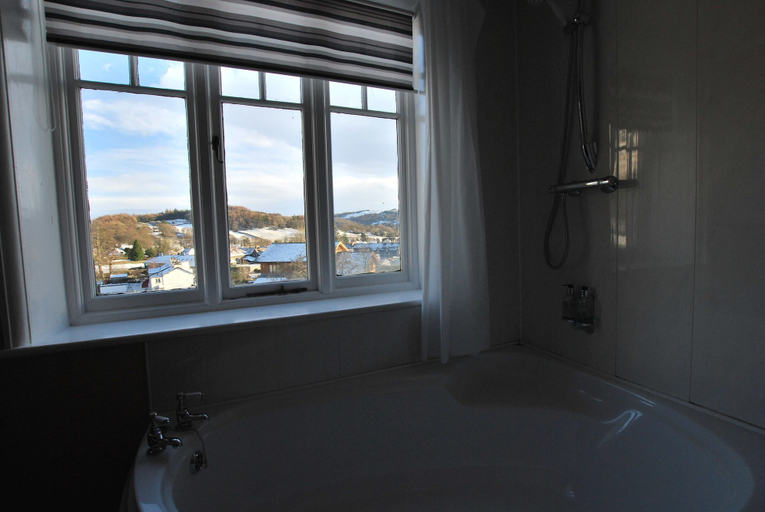 Bathroom 5, The Sun, Cumbria