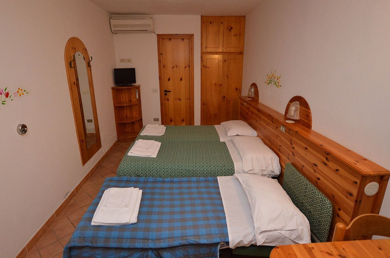Bedroom 3, Villaggio l' Olivara, Vibo Valentia