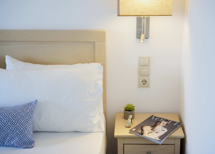 Bedroom 5, Veneto Sea View Apartments, Crete