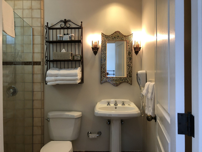Bathroom 3, Hotel Sausalito, Marin