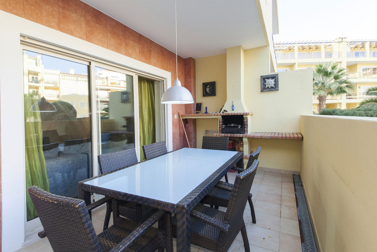 Others 5, C15 - The Patio do Convento Apartment, Lagos