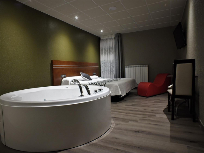 Bathroom 3, Motel Los Abedules, Asturias