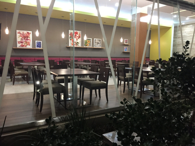 Food & Drinks 5, Hampton Inn by Hilton Merida, Mérida